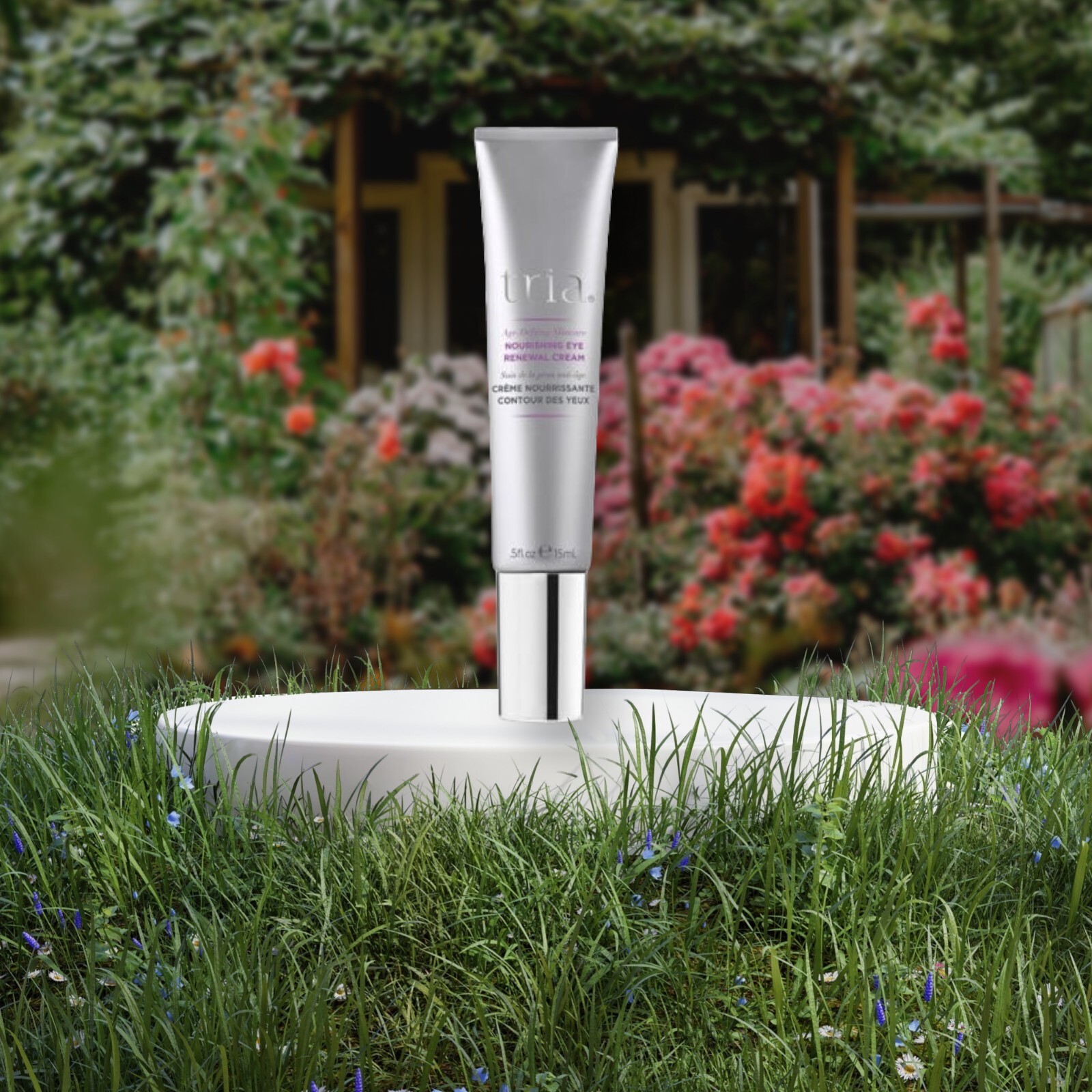 $65 TRIA Age-Defying Skincare NOURISHING EYE RENEWAL CREAM .5fl.oz 15mL NWOB