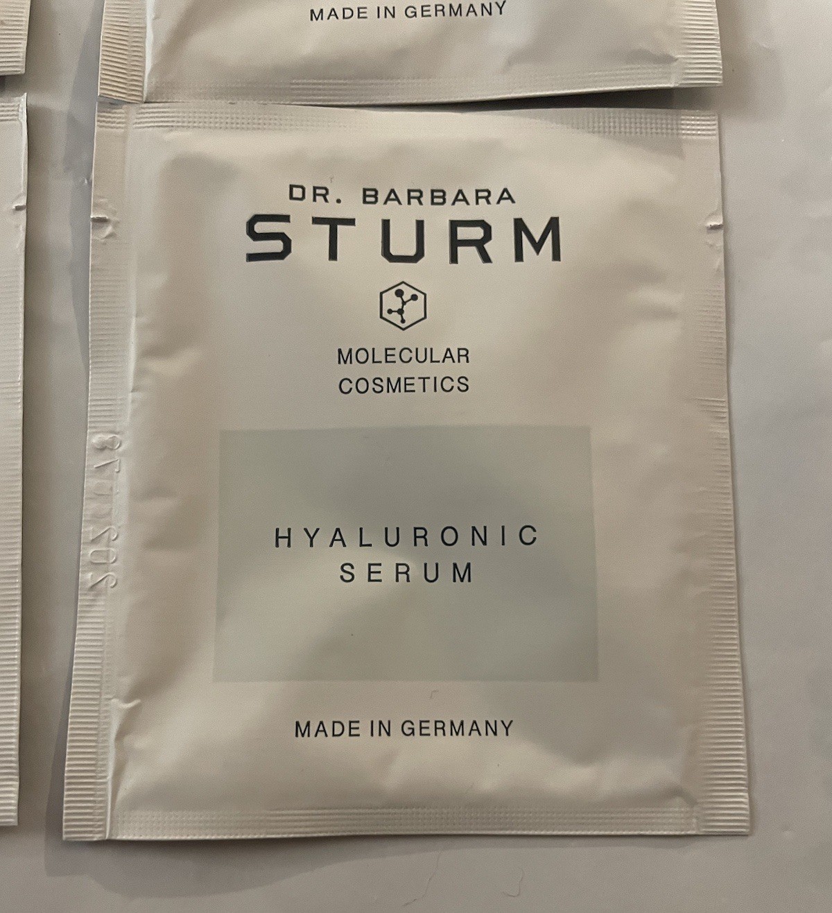 Dr Barbara Sturm Hyaluronic Serum Packets, .06oz/ 2ml Each, 6 Pieces