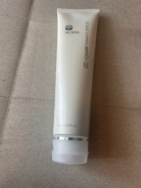 Nu Skin Dermatic Effects Body Contour Treatment Lotion Skin Care Moisturize NEW