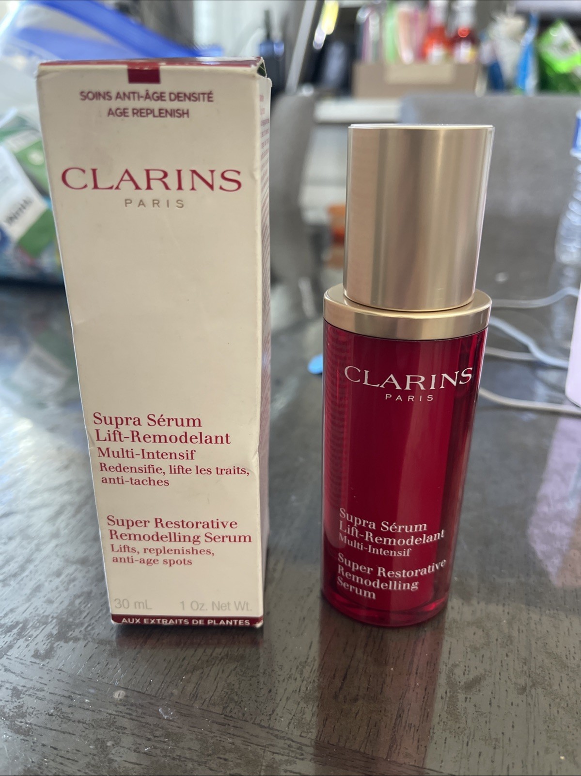 Clarins Super Restorative Remodelling Serum Lift & Replenish 1.0 Oz BX 1 252