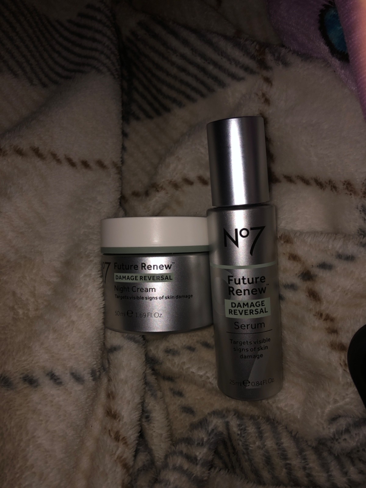 No7 damage reversal night cream & serum