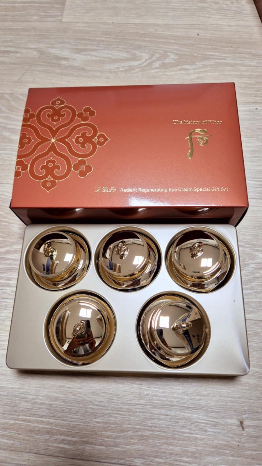 The History of Whoo Cheongidan Radiant Rejuvenating Hwahyun Eye Cream 5ml x 5 pc