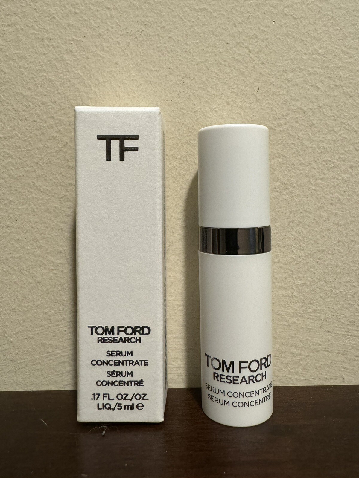 Tom Ford Research Serum Concentrate Travel Size 0.17 fl.oz. / 5 ml New in Box