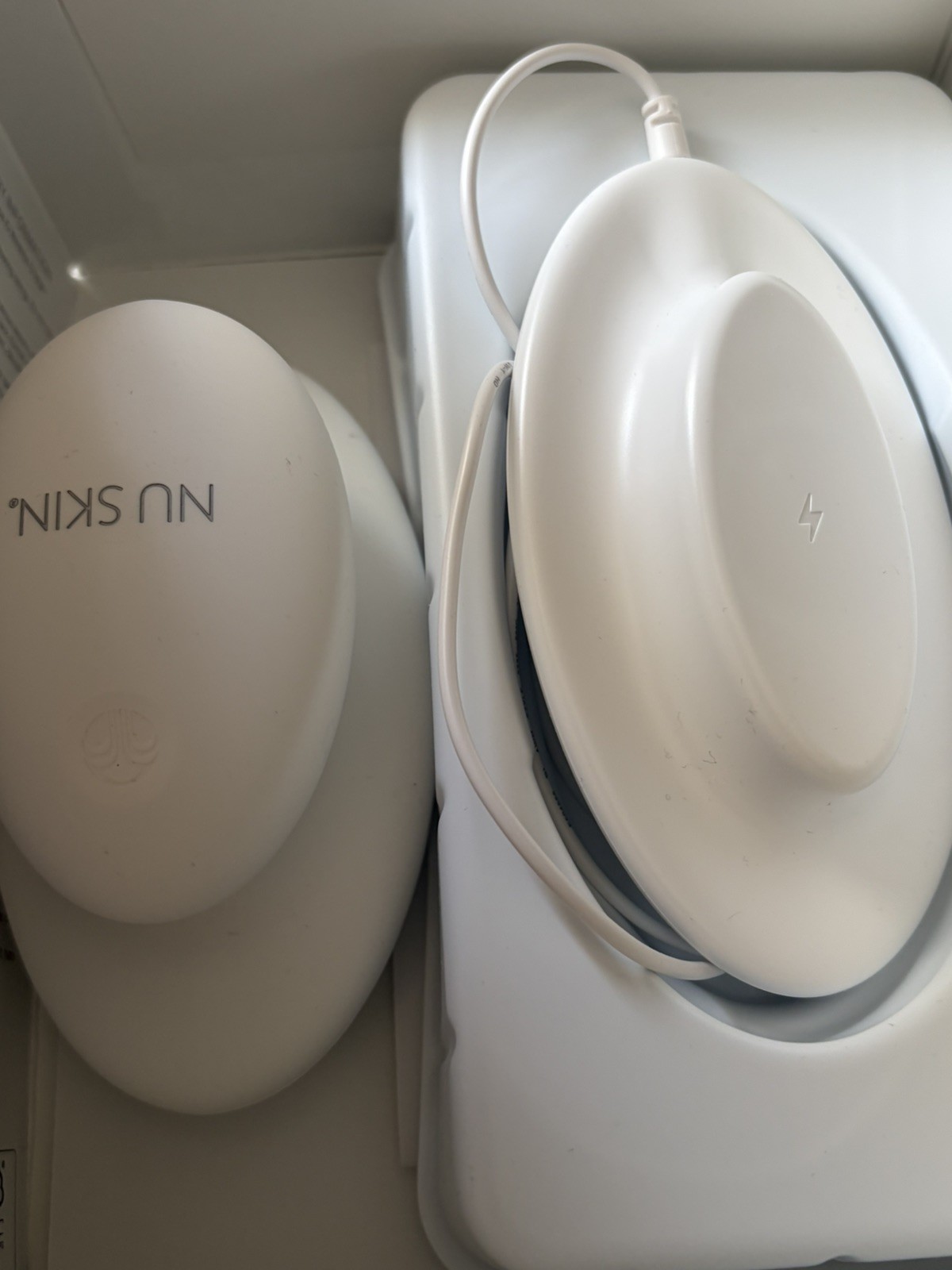 Nu Skin Renuspa iO Skin Care Device with Wireless Charger – New (other)