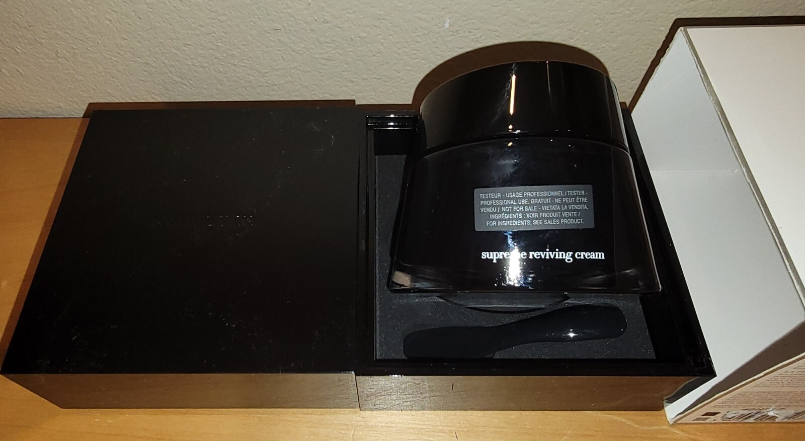 Authentic!! $440.00 Giorgio Armani Crema Nera Extrema Cream (1.69oz /50ml) New!!