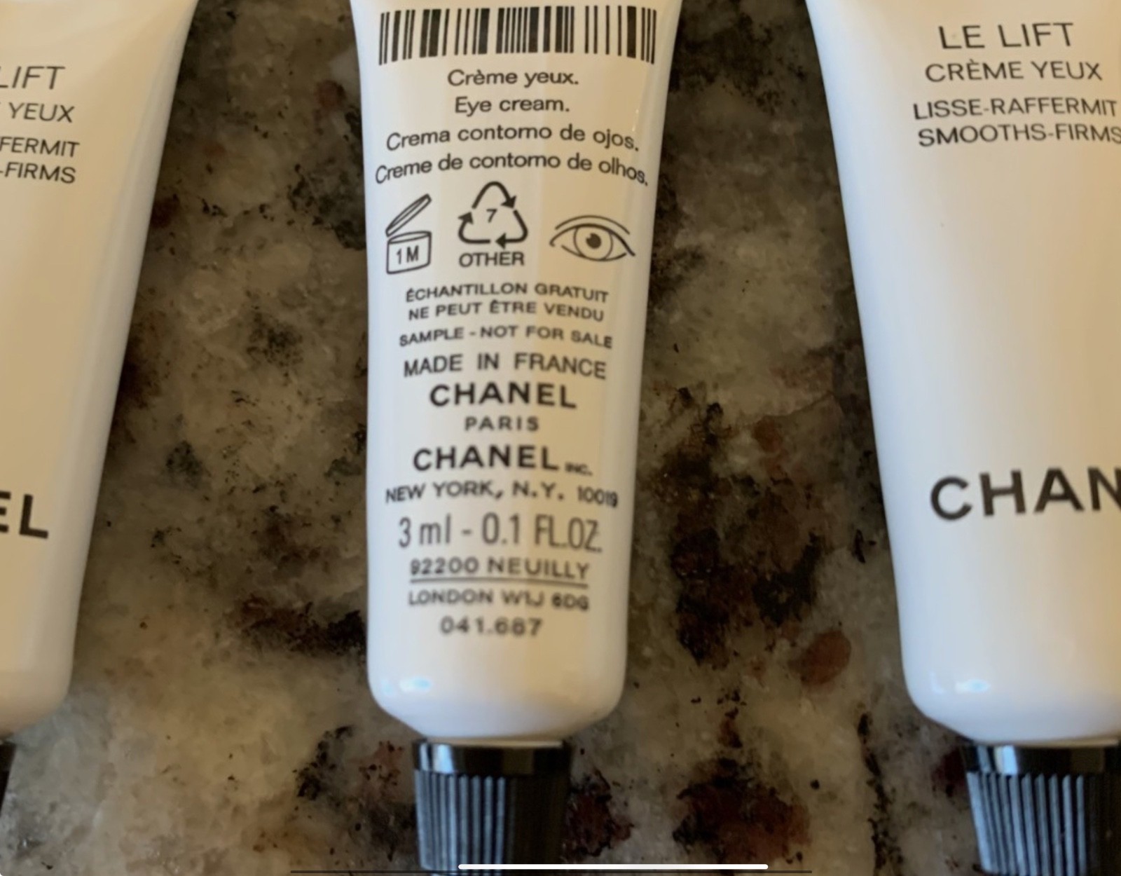 6 x Chanel Le Lift Eye Creme Yeux Cream Smooths-Firms 3ml / 0.1oz each