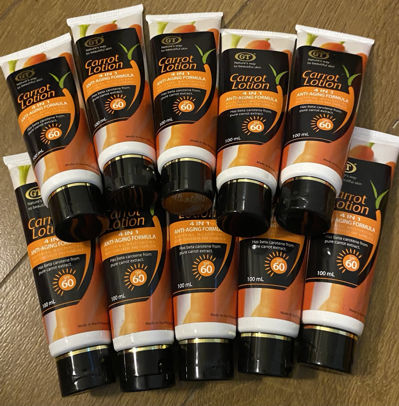 10Pcs, GT CARROT LOTION 4in1 Anti Aging Formula SPF 60.100ml. Each