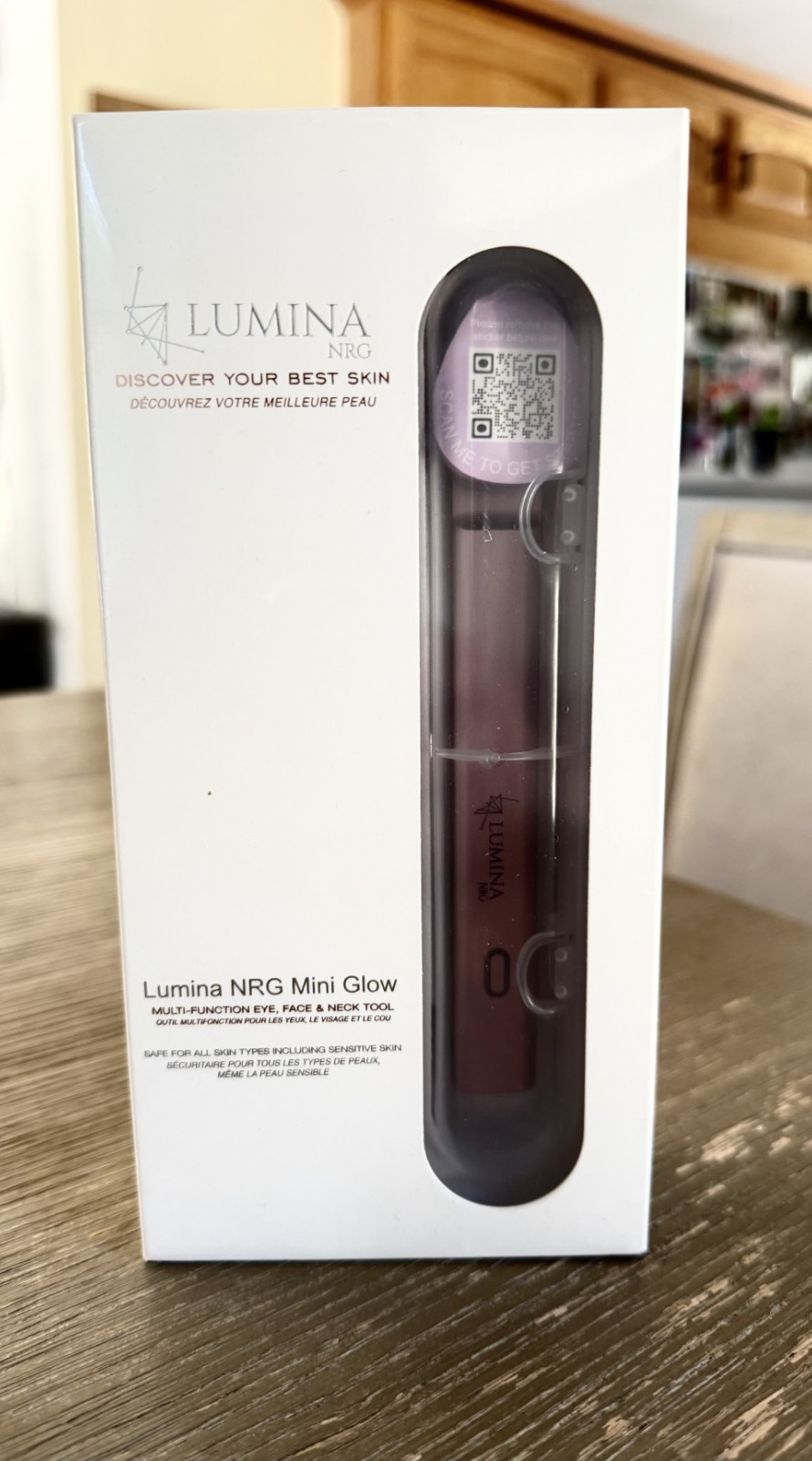 Lumina NRG (NEW in box) beauty tool