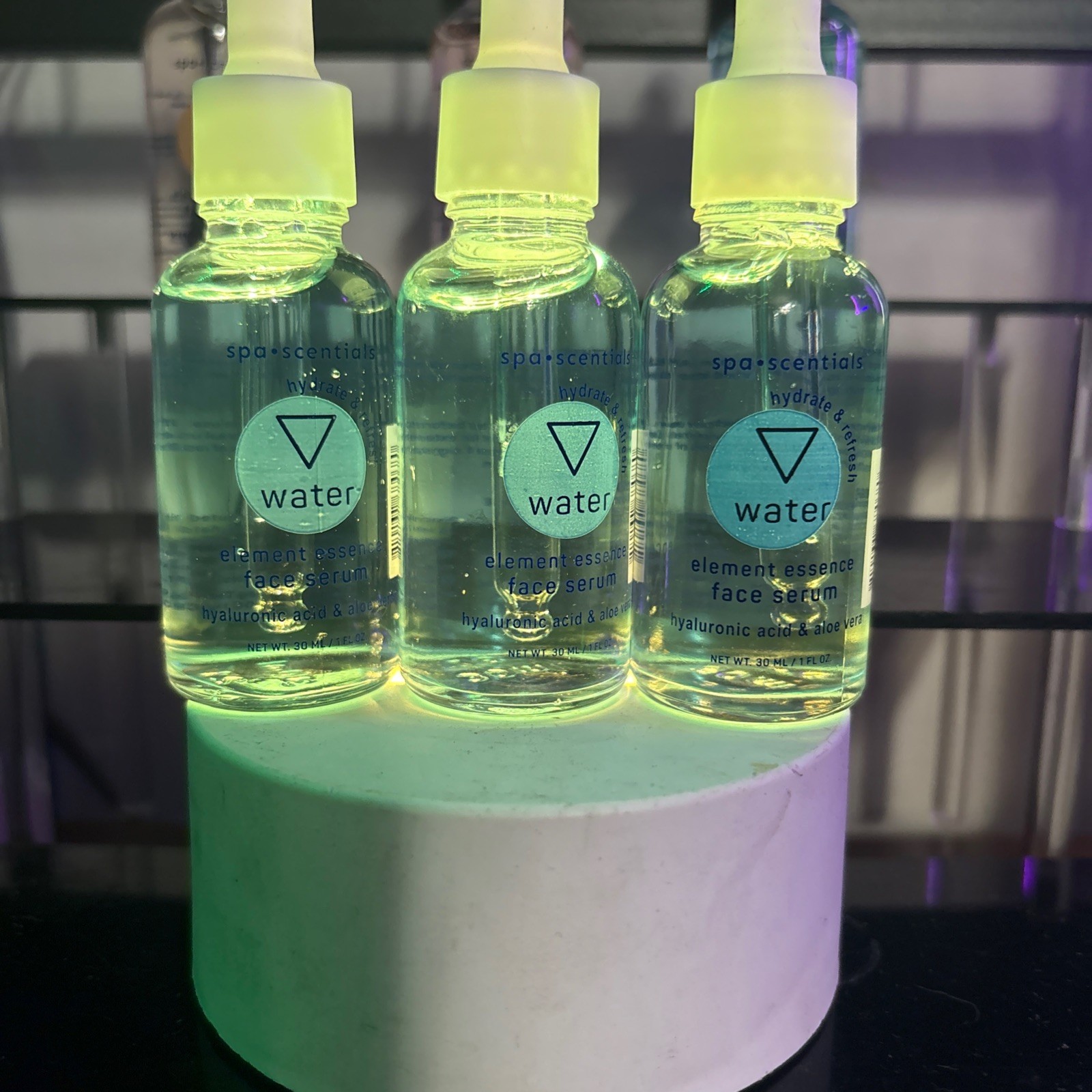 NEW Spa Scentials Elements Essence Water Serum Hydronic Acid & Aloe Vera
