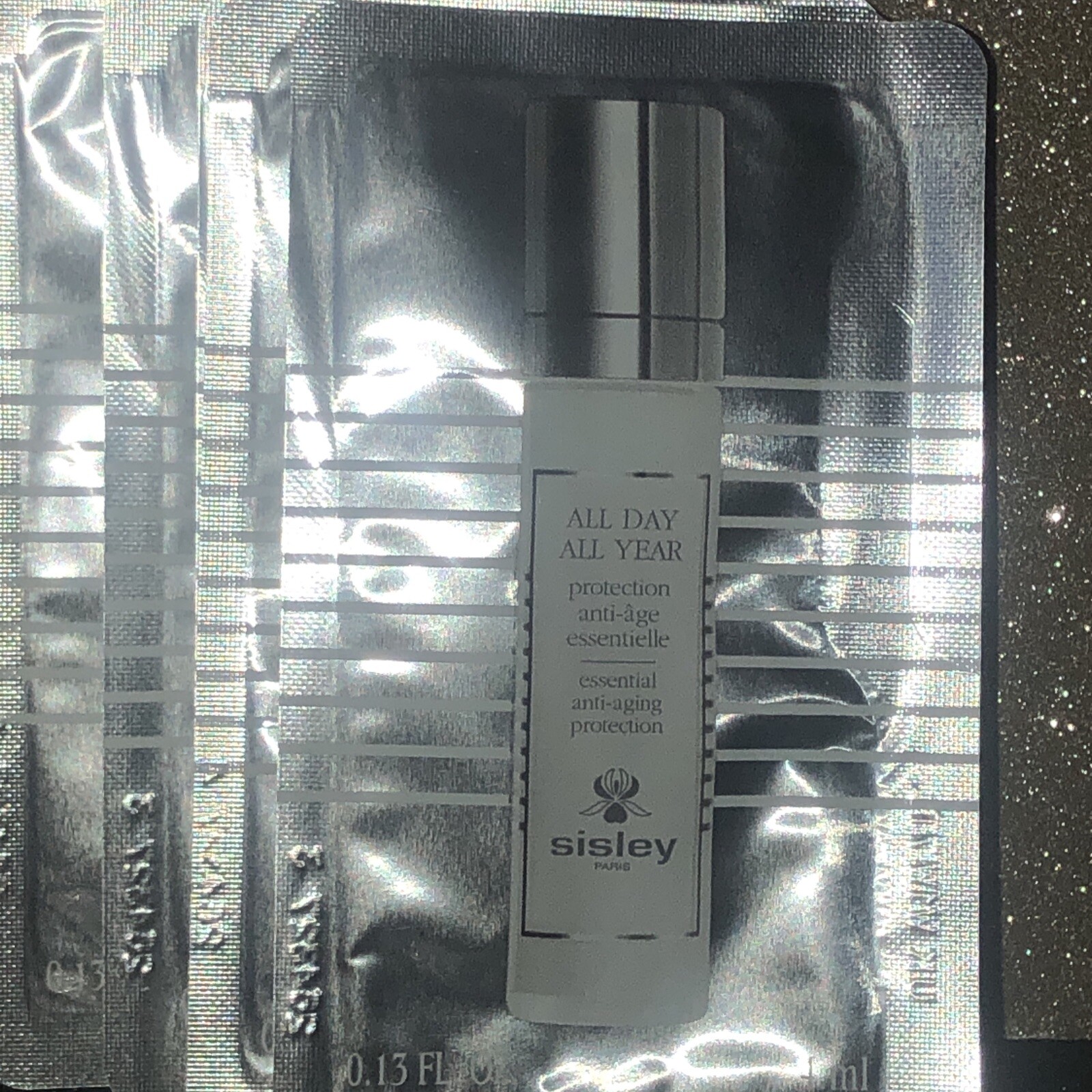 SISLEY ALL DAY ALL YEAR ESSENTIAL ANTI AGING PROTECTION SAMPLE 4 ML PACK OF 5