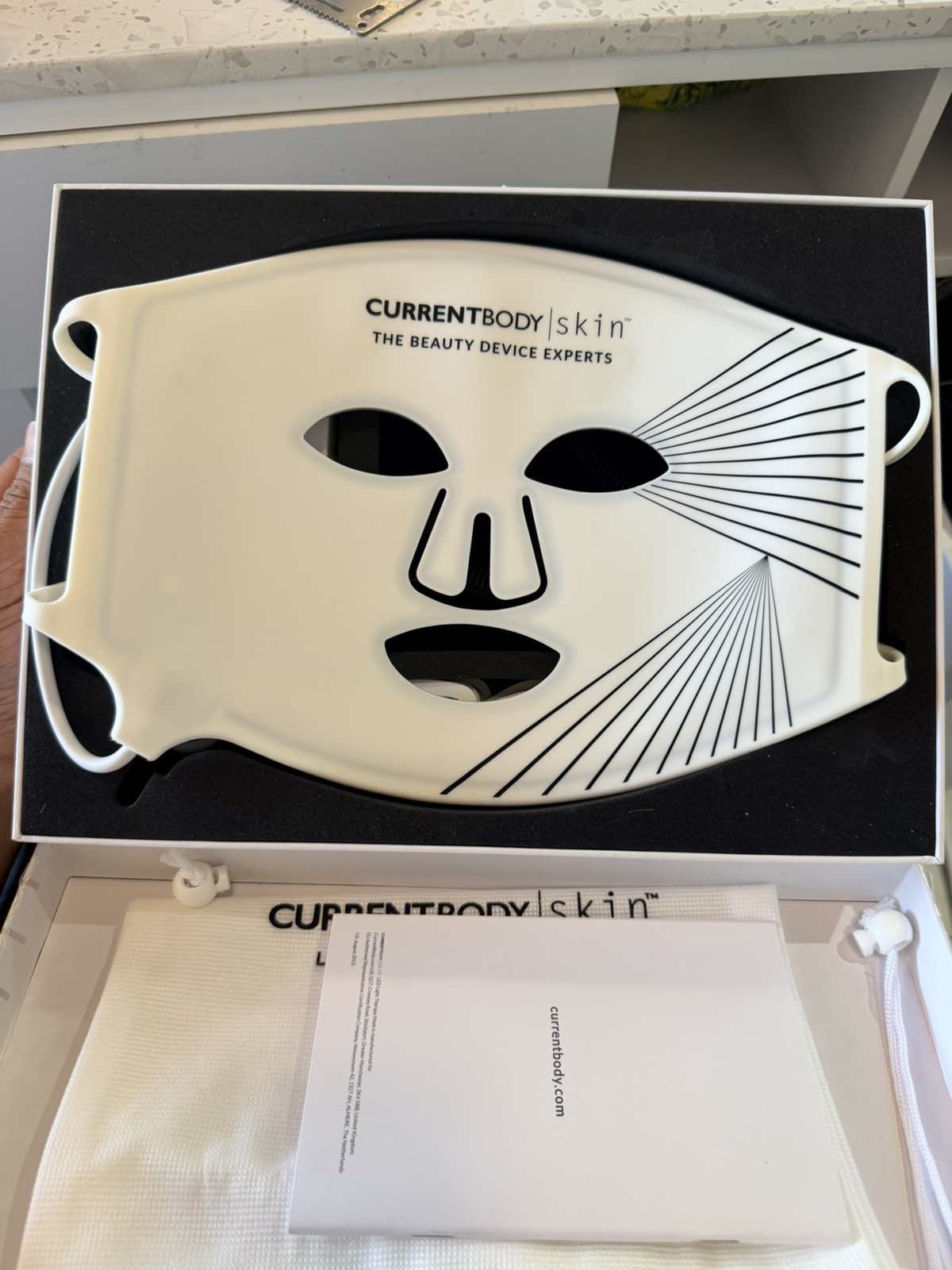 CurrentBody Skin LED Light Therapy Mask