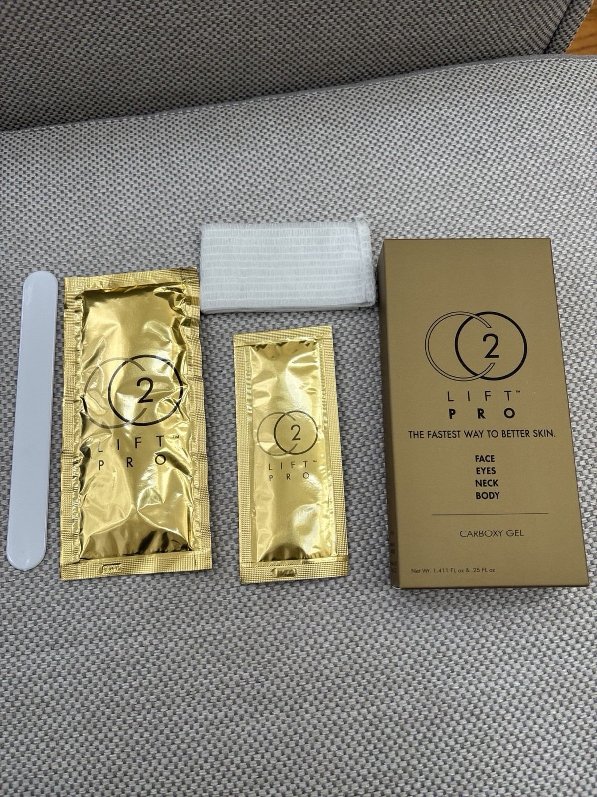 CO2Lift Pro Carboxy Gel Treatment -3 Treatments Exp 09/2027 Fast Shipping
