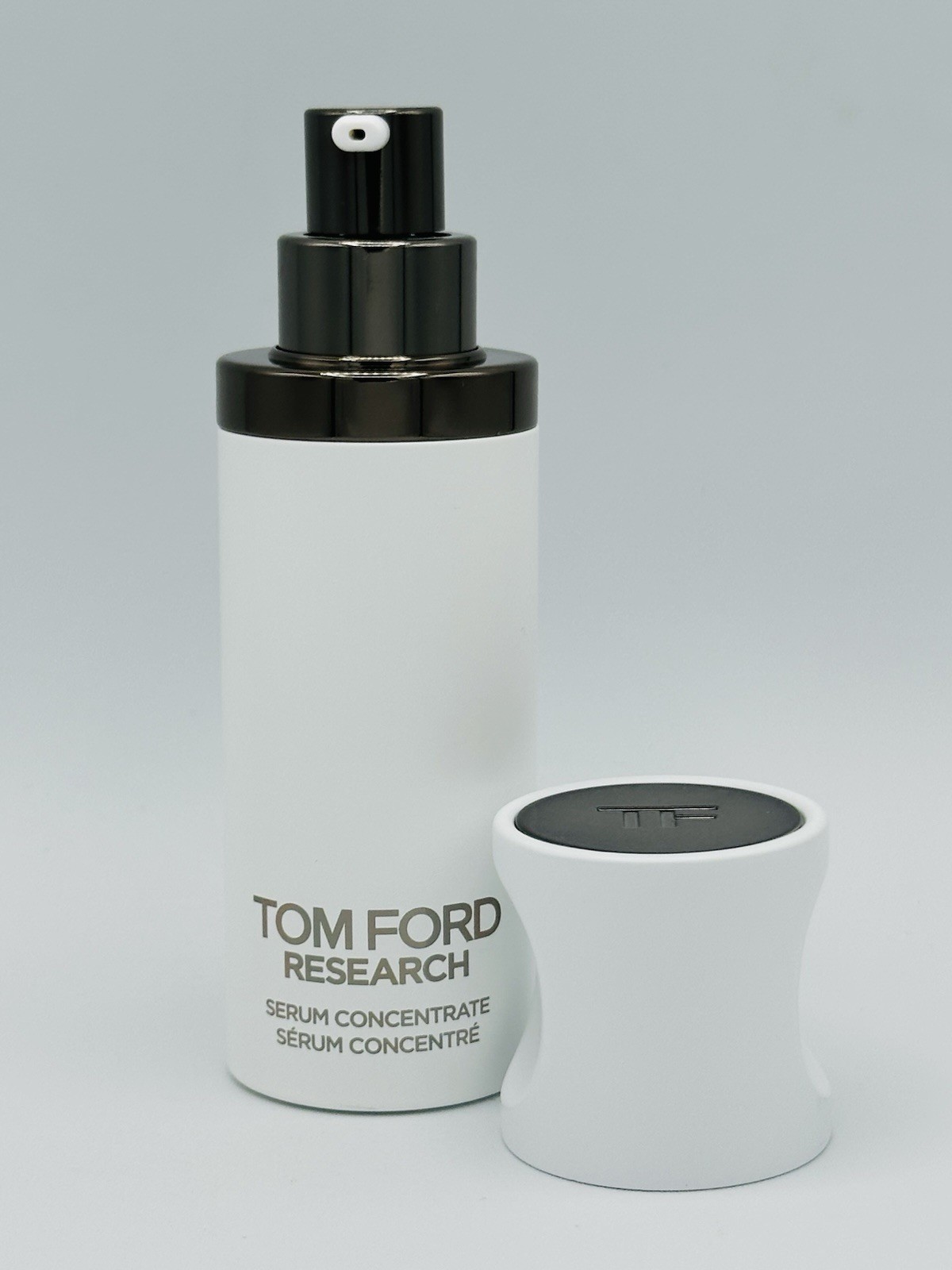 TOM FORD RESEARCH SERUM CONCENTRATE 0.68oz/20ml ORIGINAL (no box)