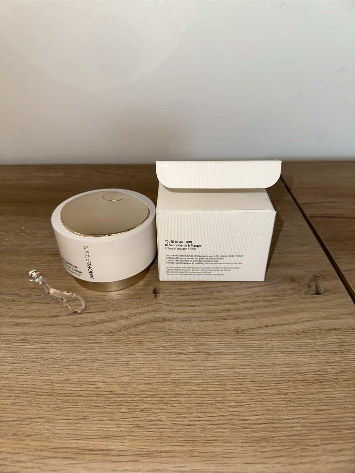 amore pacific youth revolution Radiance Crème & Masque