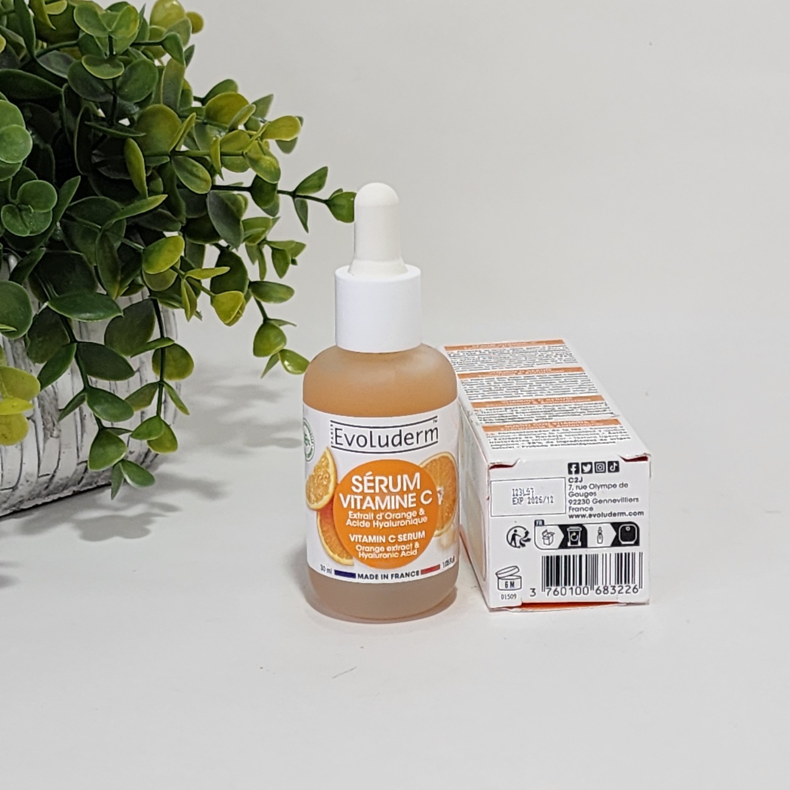 Evoluderm Vitamin C Serum with Orange Extract & Hyaluronic Acid Vegan 1.05 fl oz