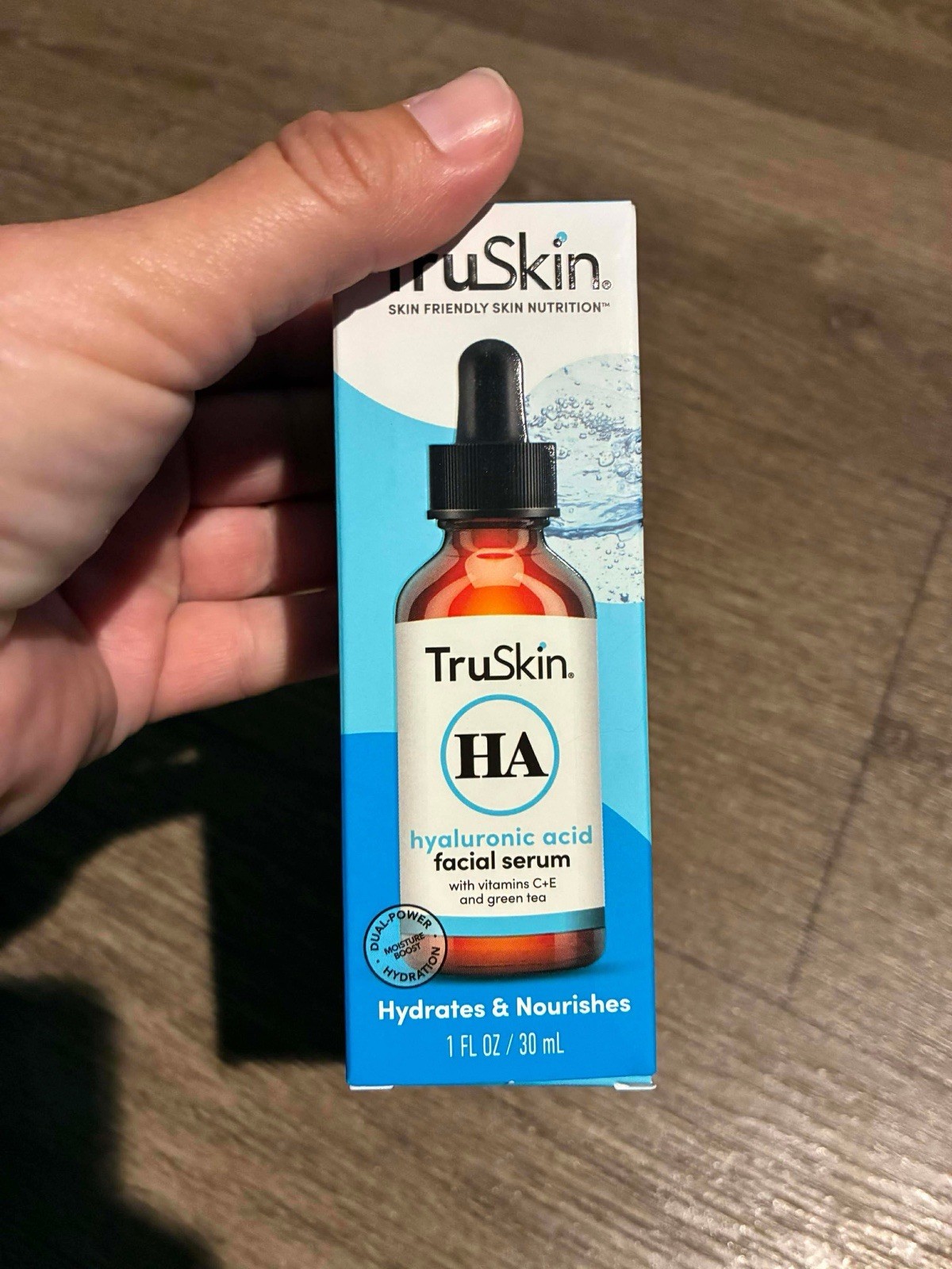 TruSkin Hyaluronic Acid Facial Serum 1 oz with Vitamins C and E and Green Tea