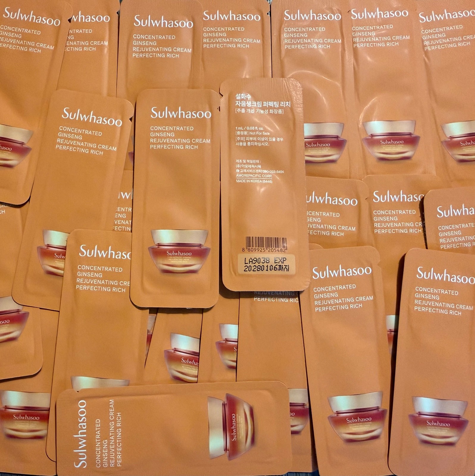 Sulwhasoo Concentrated Ginseng Rejuvenating Cream Rich 1ml (10pcs ~ 130pcs) New