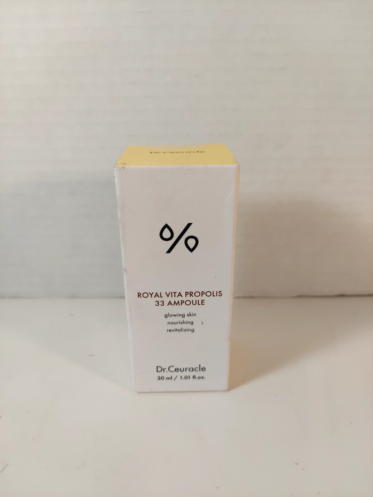 Dr. Ceuracle Royal Vita Propolis 33 Ampoule 30 ml./ 1.01 fl. oz. NISB