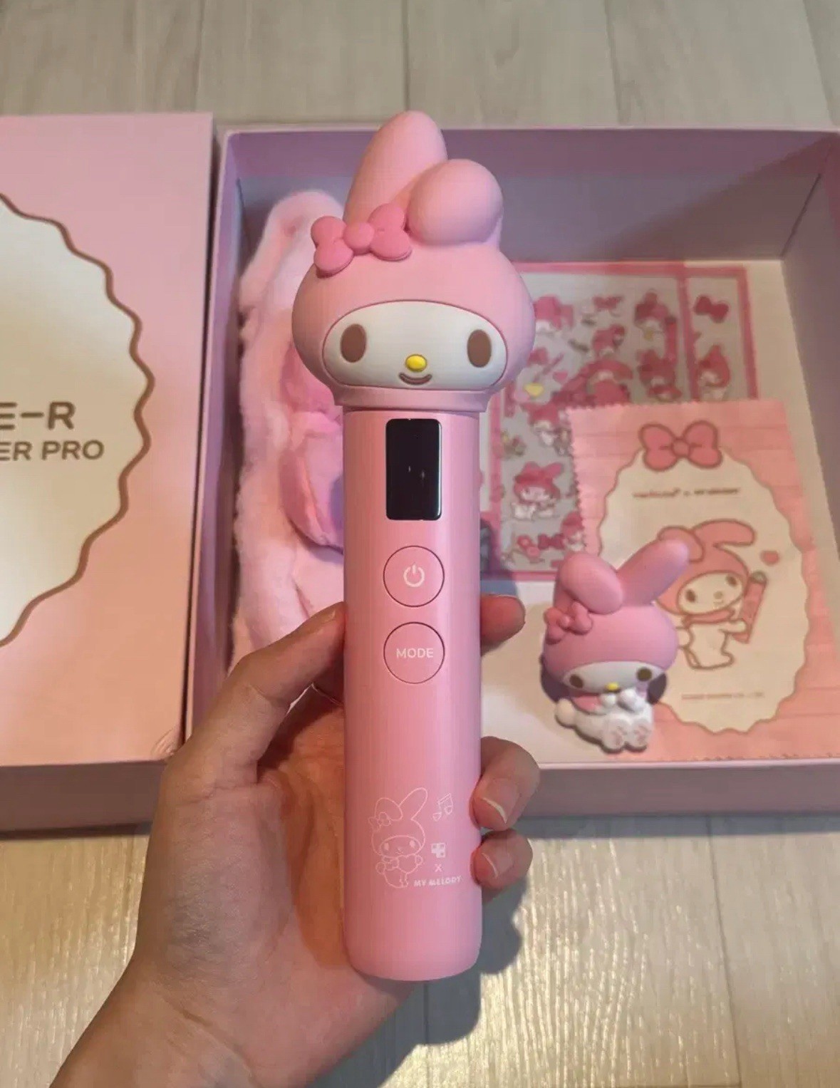 Medicube AGE-R Booster Pro Limited My Melody Edition All-in-One Beauty Device