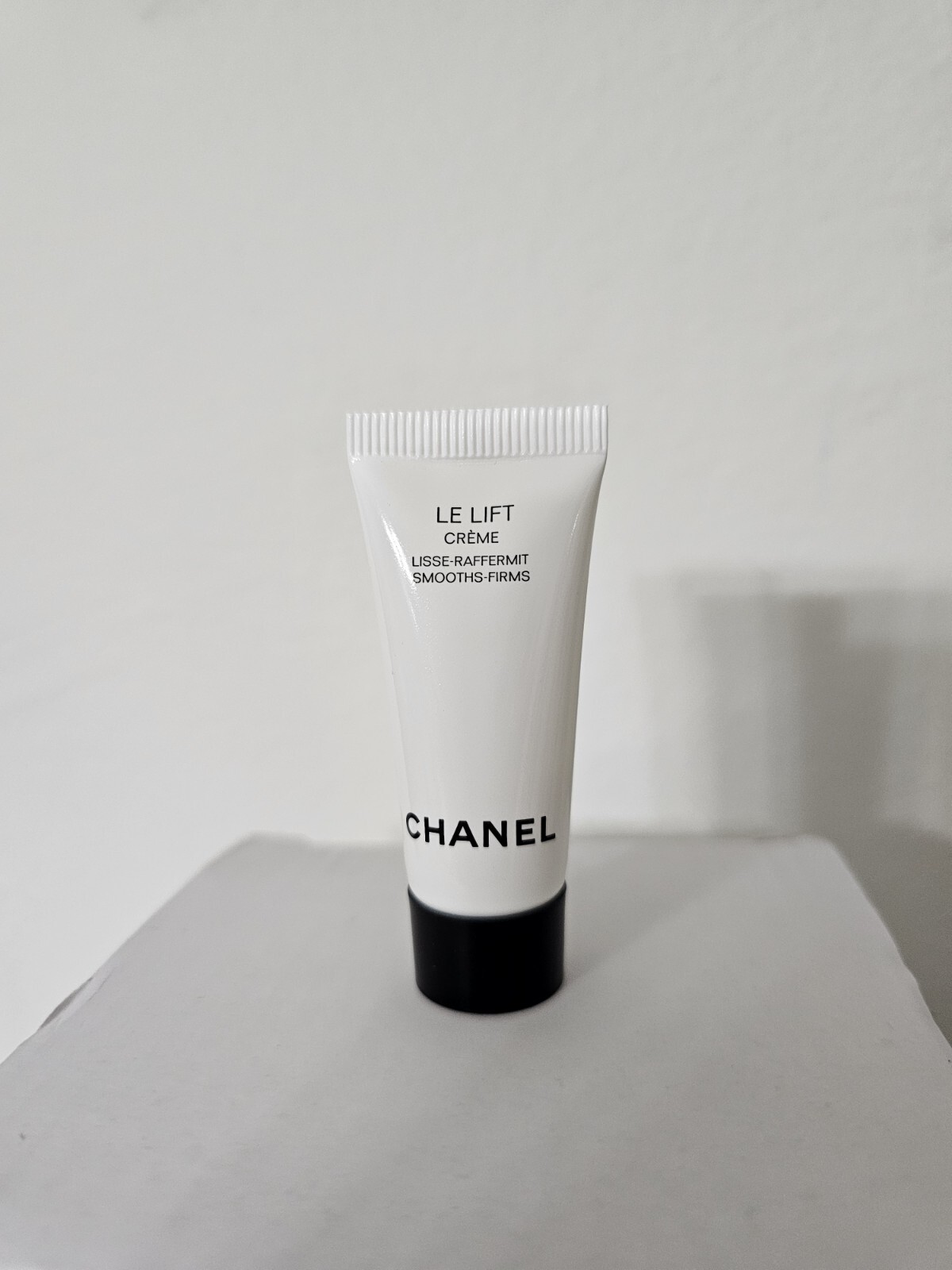 Chanel Le Lift Creme Smooths-Firms 0.17 Oz / 5 ml Sample Size!