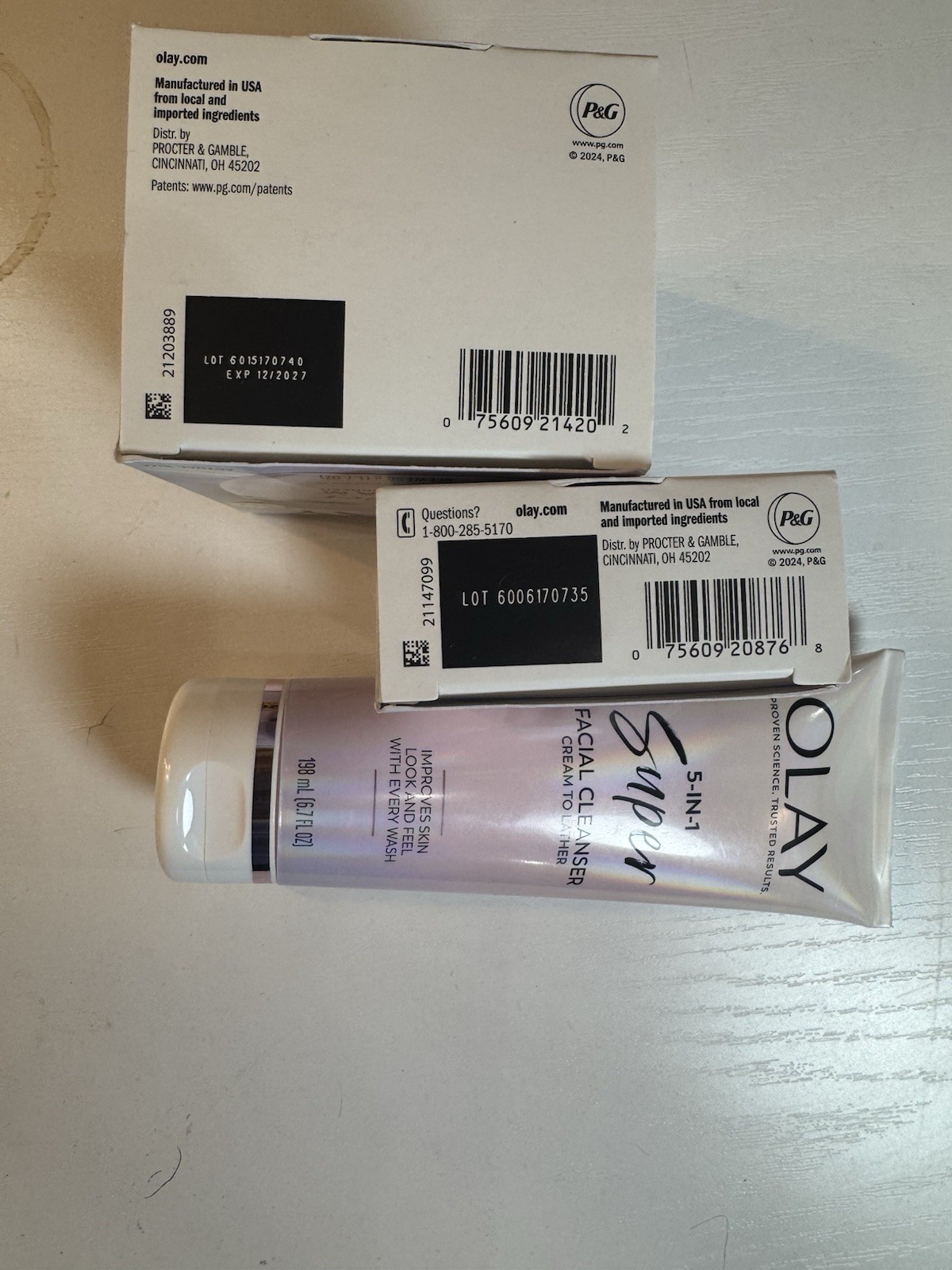 Olay New 5in1 Super Glow Bundle. Full Size Cleanser, Cream And Serum