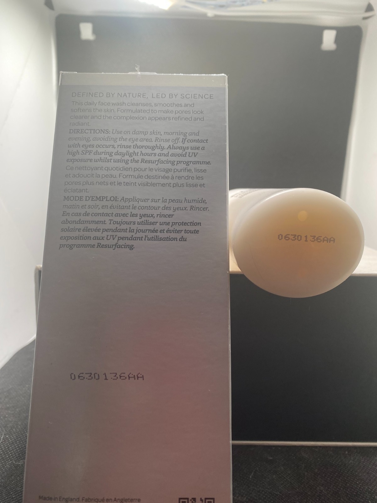 Elemis Dynamic Resurfacing Facial Wash 6.7 oz / 200 mL exp 01/2029