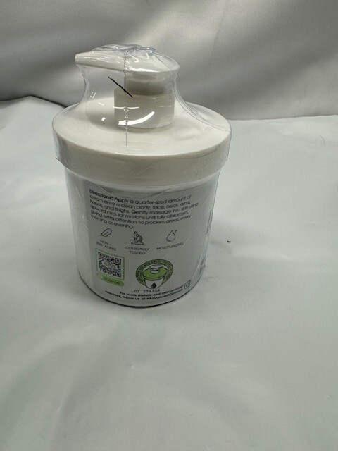 *LOT OF 2*Advanced Clinicals Coconut Oil Moisturizing Lotion-Spa Size-16 oz Each