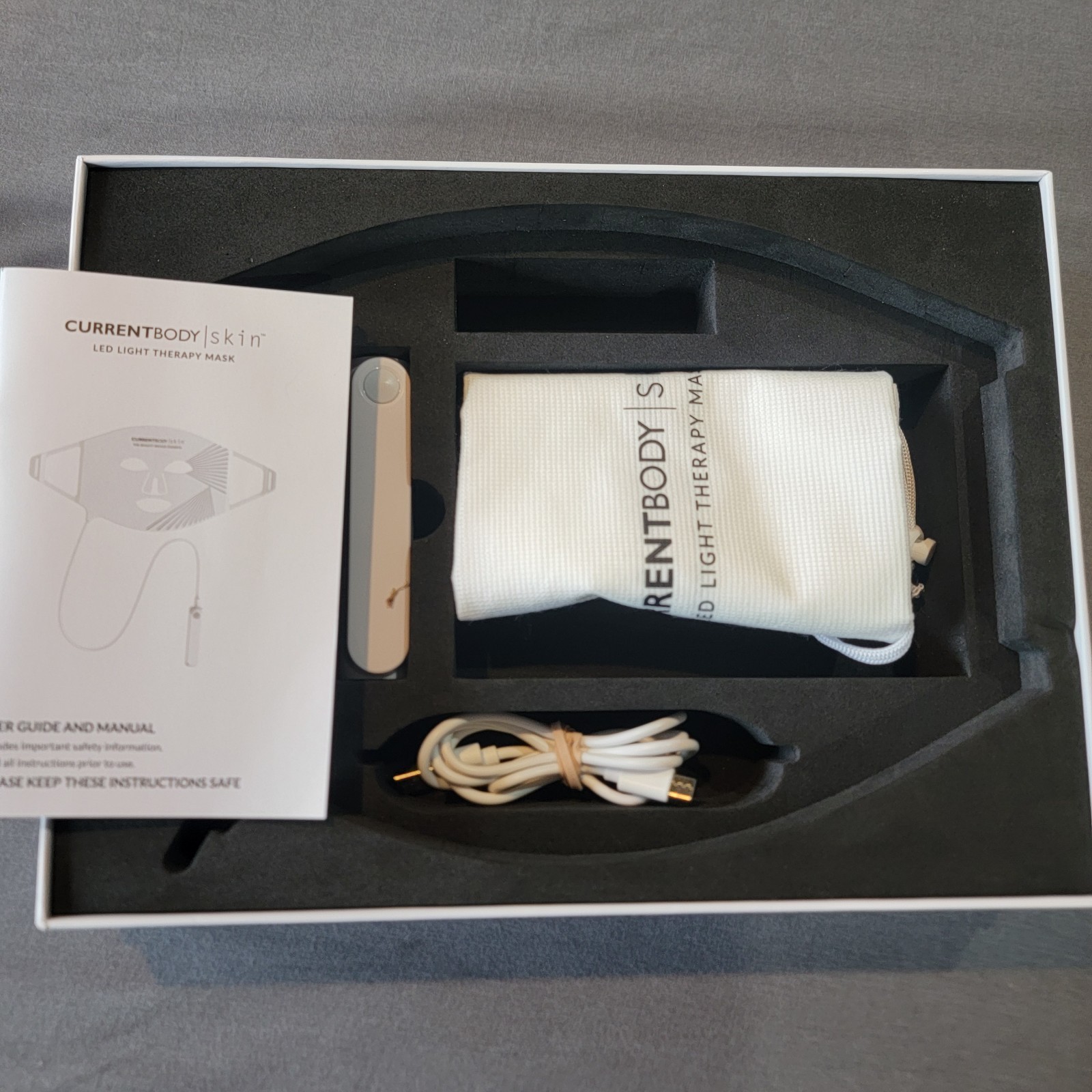 CurrentBody Skin LED Light Therapy Mask Red Light Therapy New In Box