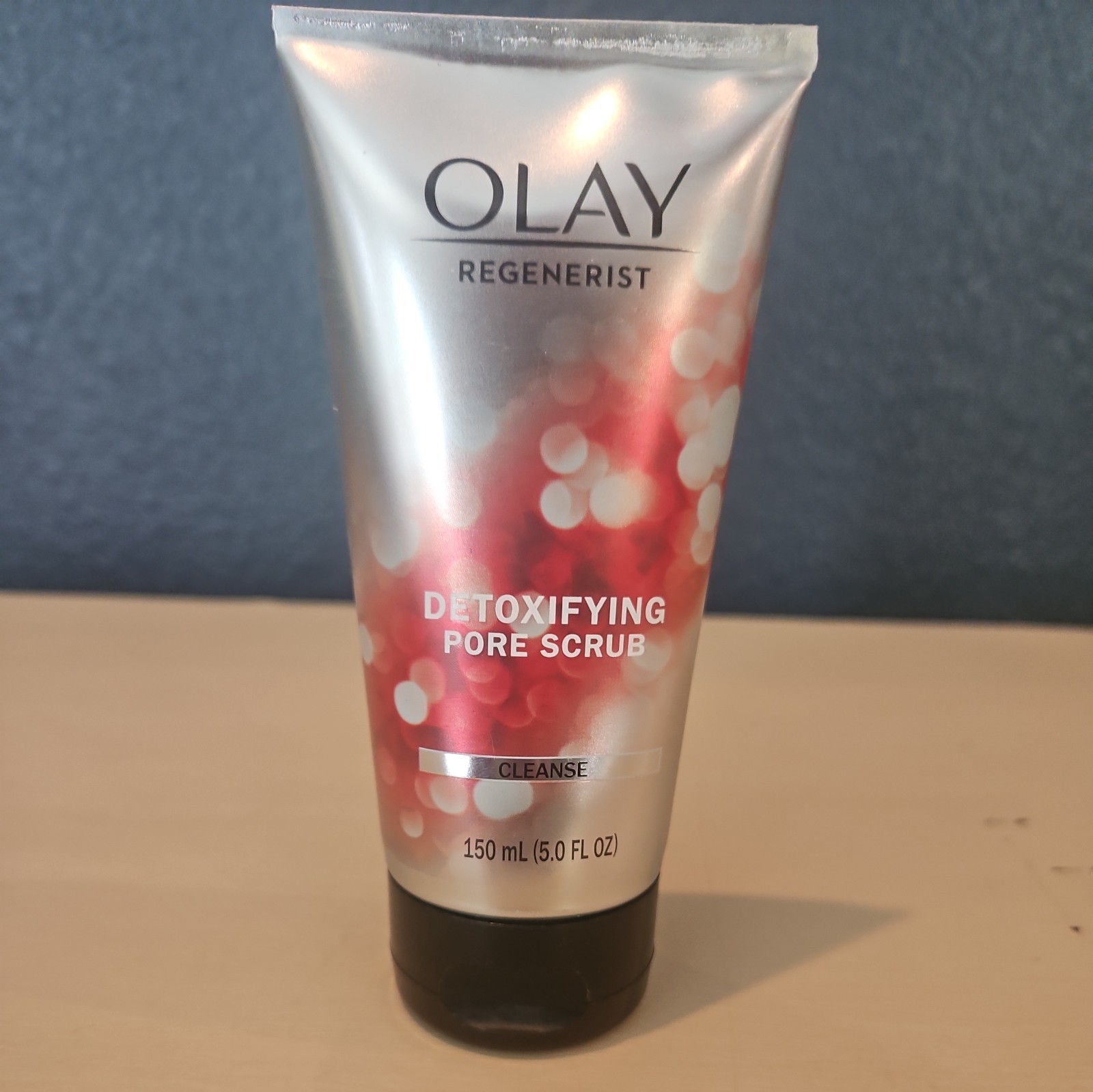 Olay Regenerist Detoxifying Pore Scrub Cleanser Advanced Anti Aging 5 Oz
