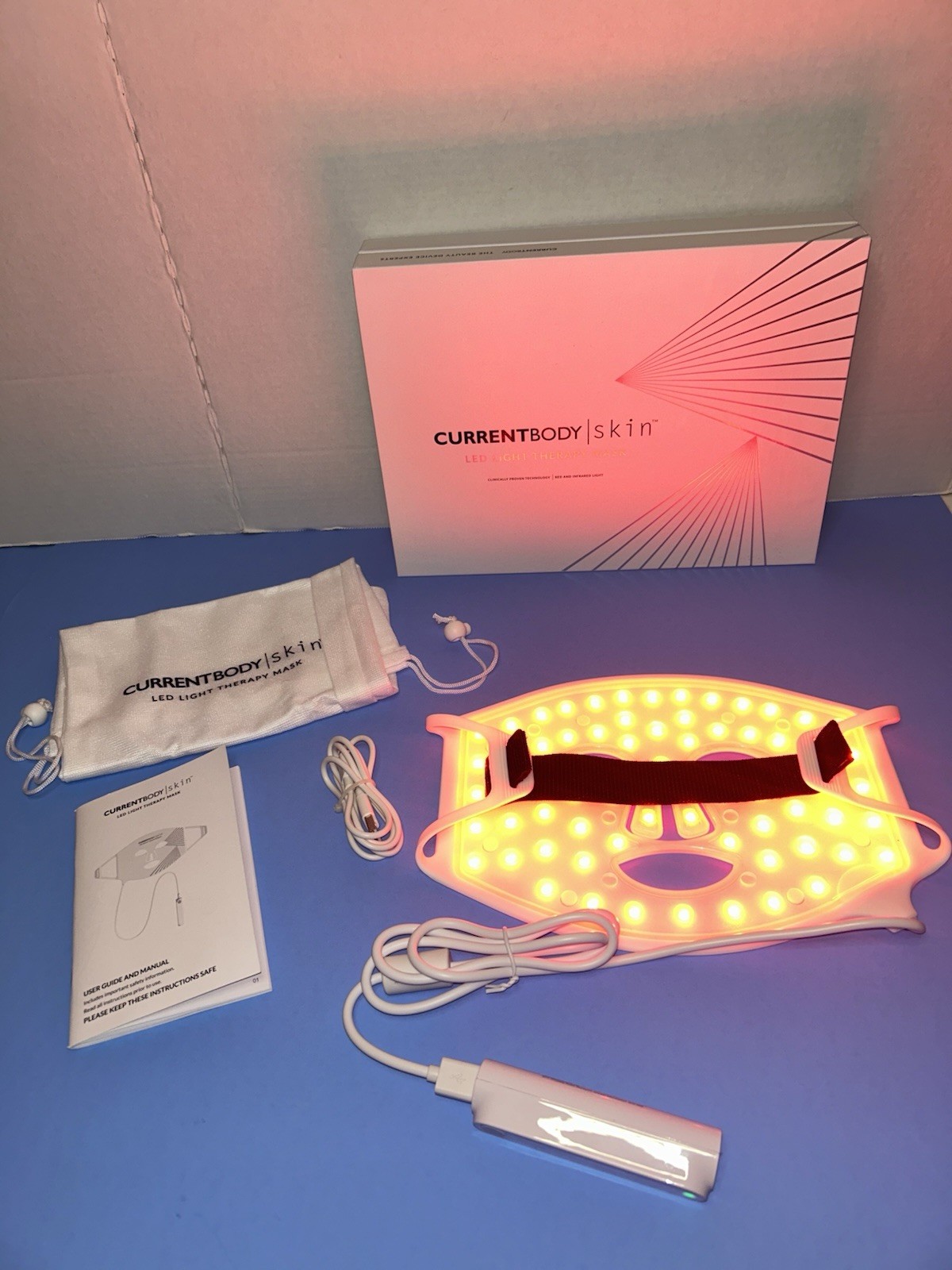 CurrentBody Skin LED Light Therapy Mask Red Infrared Anti Aging Device White