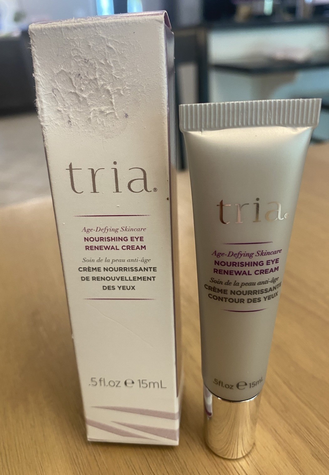 TRIA Age-Defying Skincare NOURISHING EYE RENEWAL CREAM .5fl.oz 15mL – New w/Box