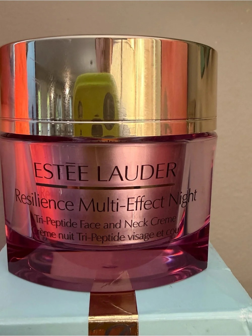 Estee Lauder Resilience Multi-Effect Tri-Peptide Face And Neck Creme SPF 15. New