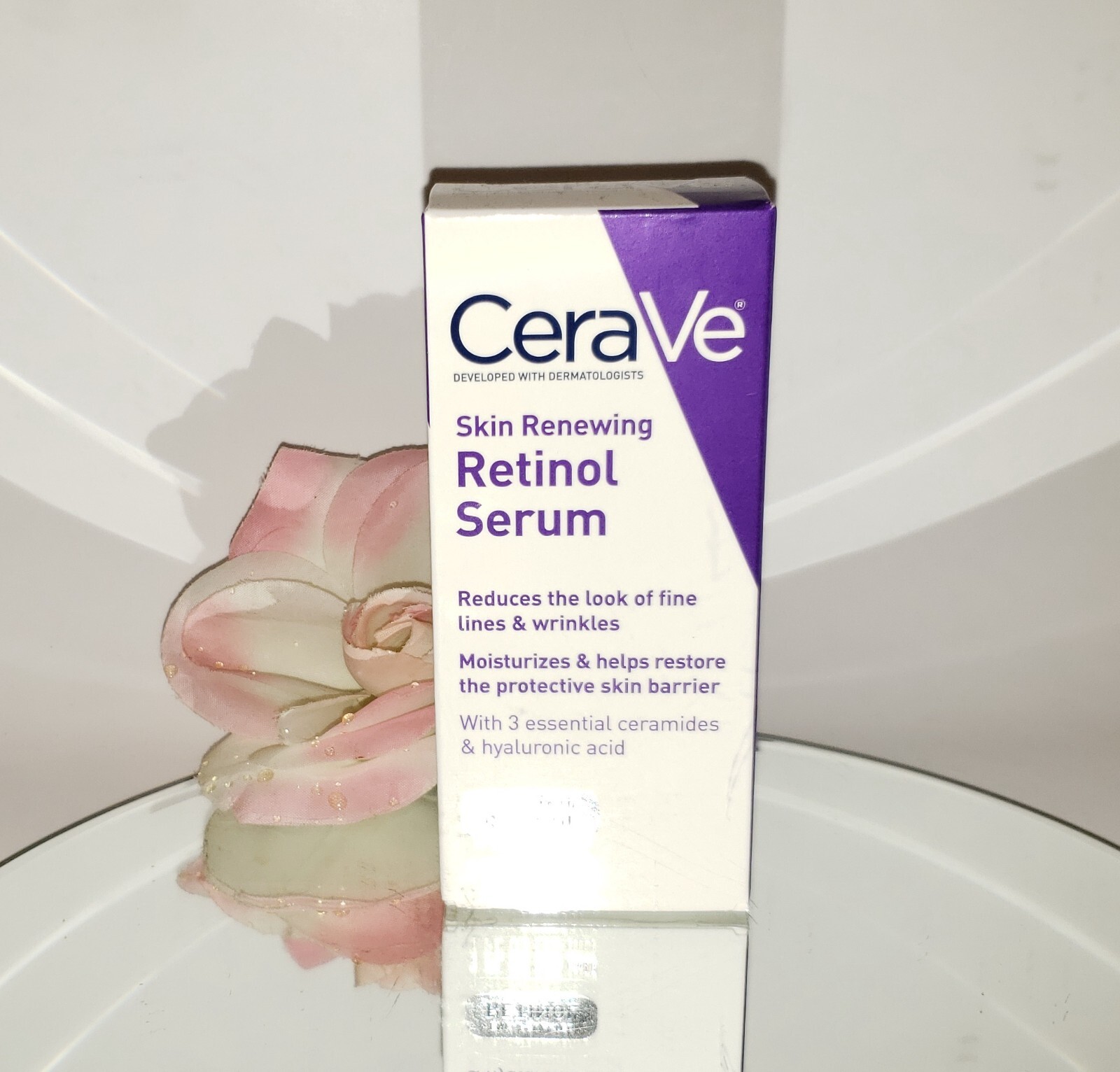 CeraVe Skin Renewing Retinol Face Cream Serum w/ Ceramides & Hyaluronic Acid 1oz