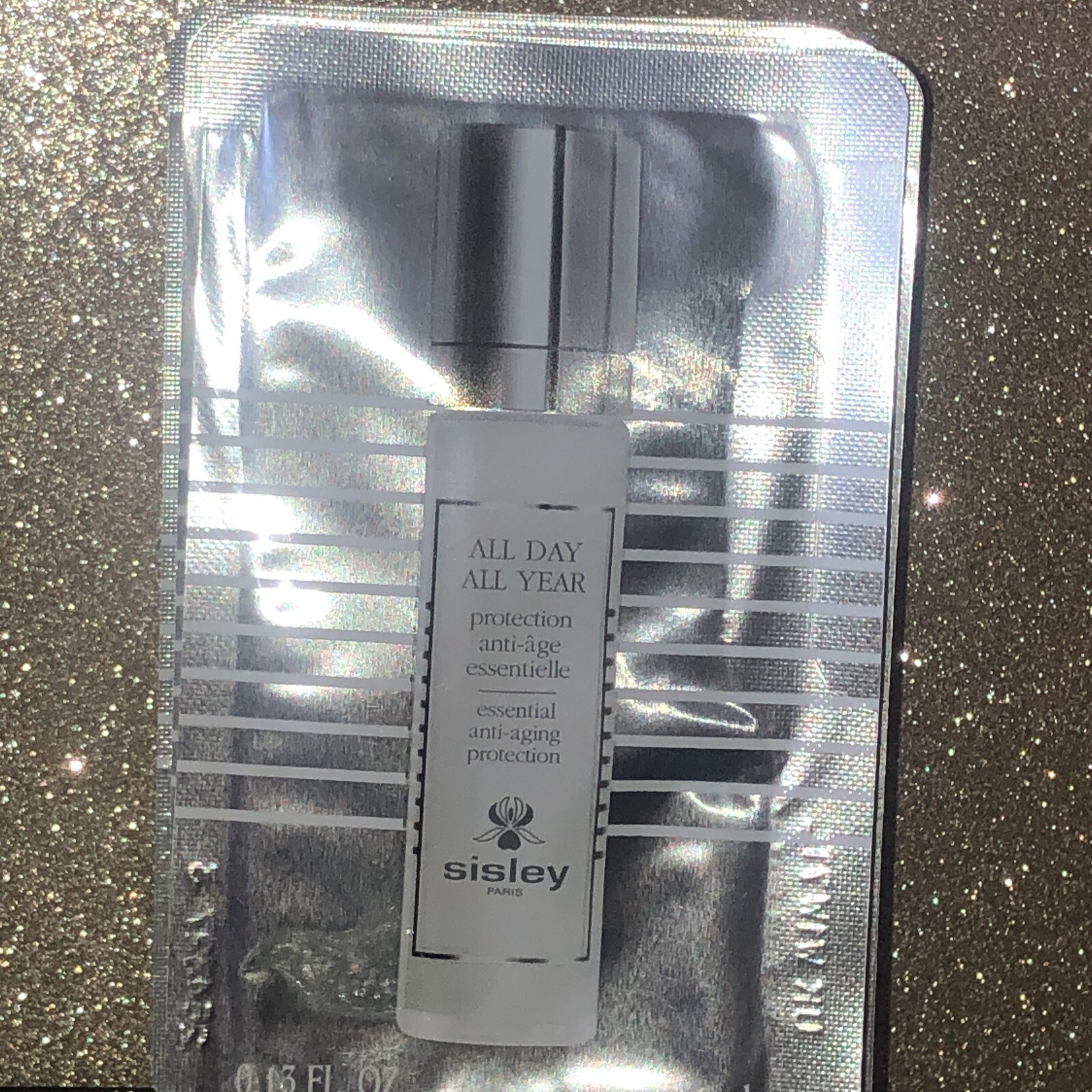 SISLEY ALL DAY ALL YEAR ESSENTIAL ANTI AGING PROTECTION SAMPLE 4 ML PACK OF 7