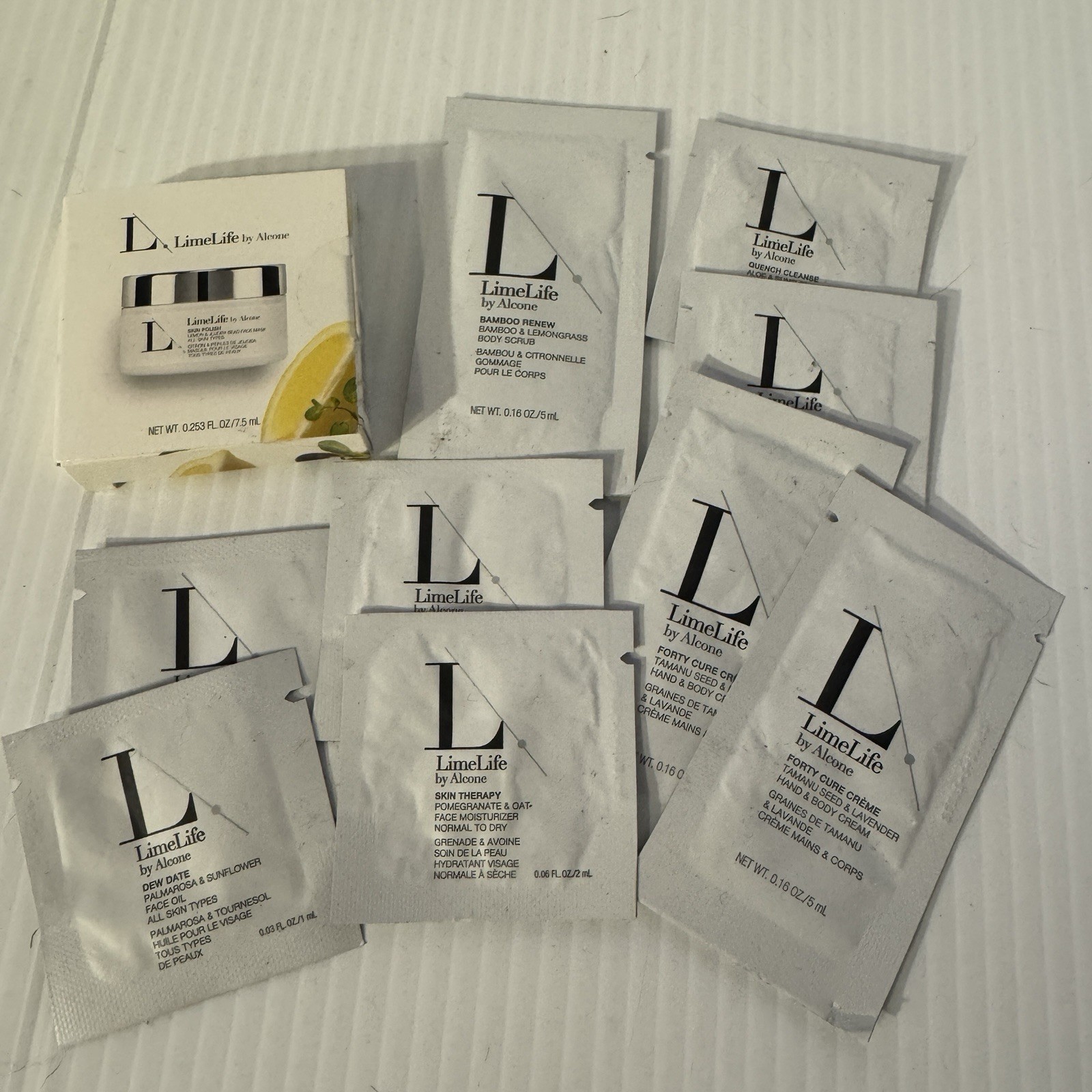 L’Occitane Immortelle Divine Youth Oil Samples X 10 NEW